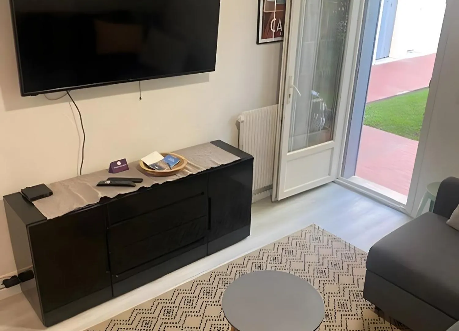 Tiny Modern Studio Next To Croisette With Ac Cannes